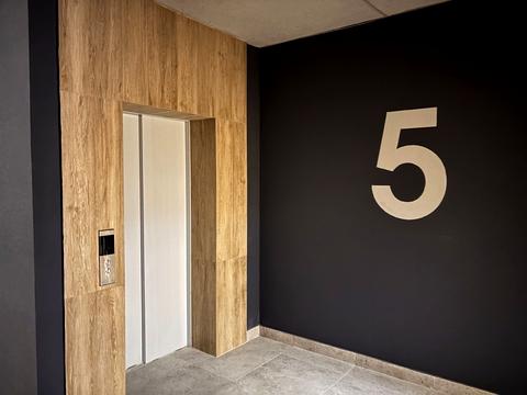 квартира за адресою Сонячна вул., (Будинок 1)