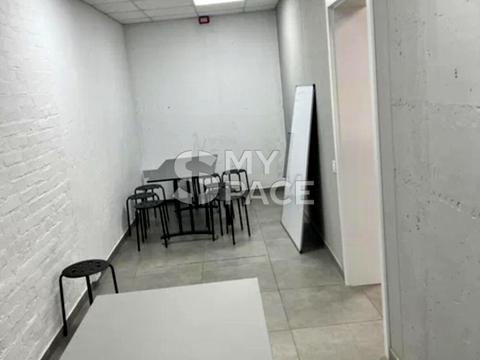 коммерческая по адресу Михаила Максимовича ул. (Трутенко Онуфрия), 28-Е