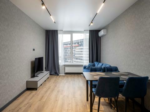 квартира за адресою Причальна вул., 12