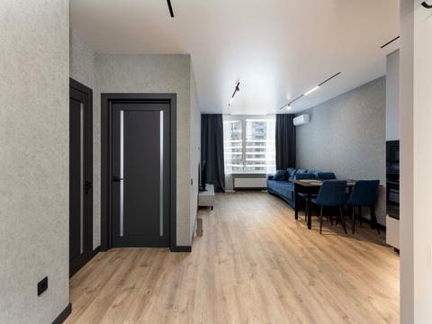 квартира за адресою Причальна вул., 12