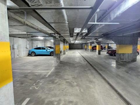 паркоместо по адресу Короленко ул. (Короленка), 2К