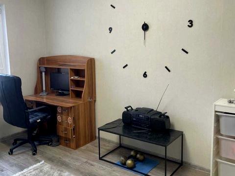 квартира за адресою Софії Русової вул., 5-Б