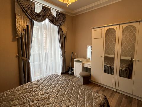 квартира за адресою Соборності вул. (Жовтнева), 44