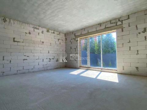 будинок за адресою с. Петропавлівська Борщагівка, Каштанова вул.