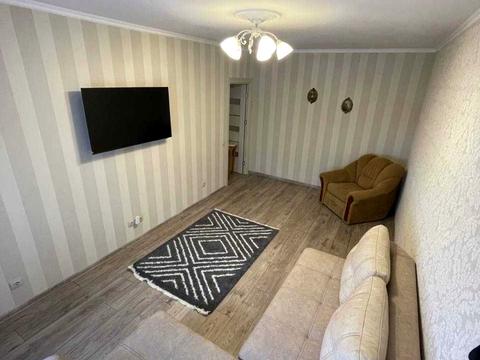 квартира за адресою Софії Русової вул., 5-Б