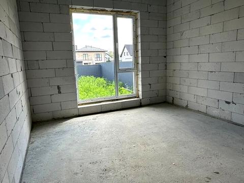 дом по адресу Евгения Плужника ул.