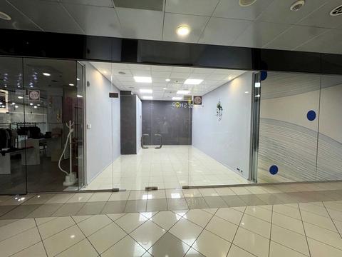 комерційна за адресою Велика Васильківська вул. (Червоноармійська), 72-А