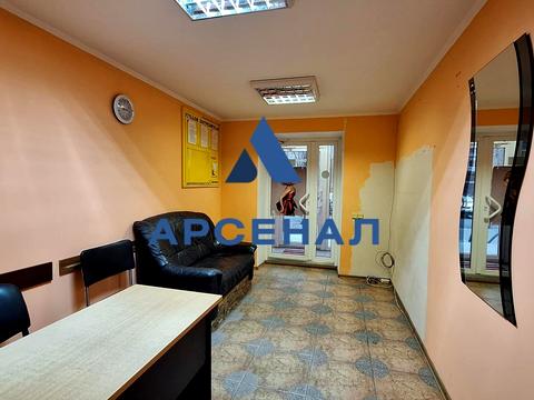 комерційна за адресою Героїв 93-ї Бригади вул. (Гудименка), 3