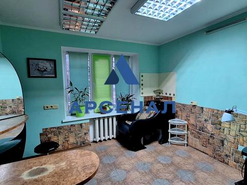 комерційна за адресою Героїв 93-ї Бригади вул. (Гудименка), 3