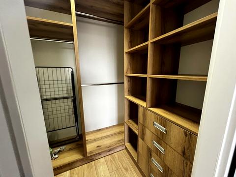 квартира по адресу Высочана ул., (Будинок 7)