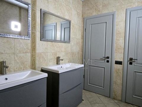 комерційна за адресою Михайлівська вул., 20-Б