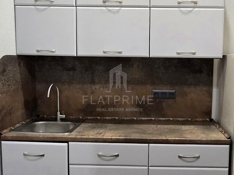 комерційна за адресою Михайлівська вул., 20-Б