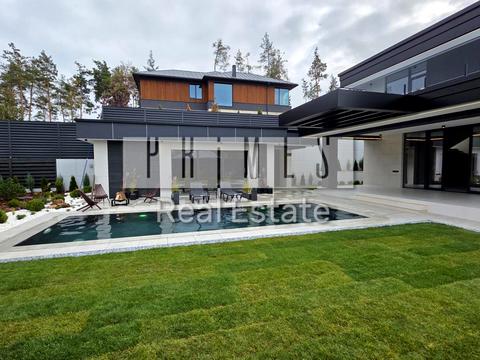 дом по адресу Апрельская ул.