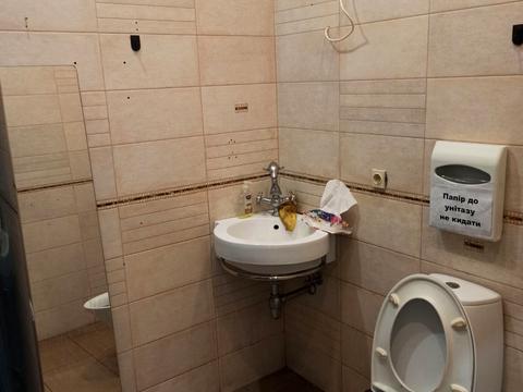 коммерческая по адресу Крещатик ул., 44А