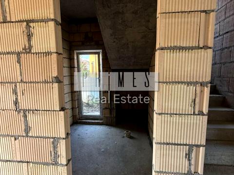 дом по адресу  ул.