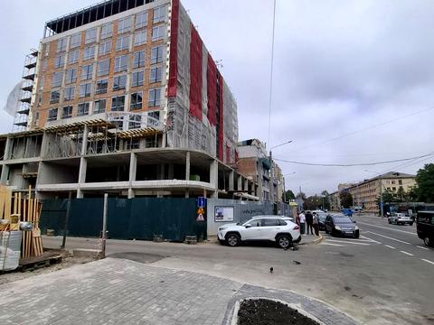 комерційна за адресою Івано-Франківськ, Сонячна вул., (Будинок 1)