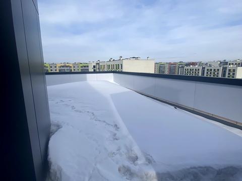 комерційна за адресою Угорська вул., 12