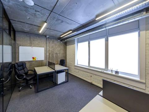 комерційна за адресою Олександра Мишуги вул., 10