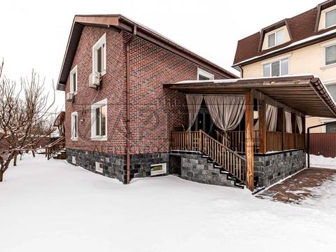 будинок за адресою Київ, Жуляни