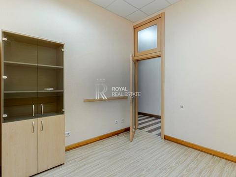 коммерческая по адресу Саксаганского ул., 60