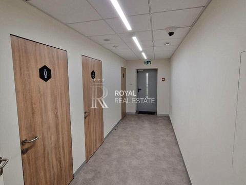 коммерческая по адресу майдан Незалежності пл., 2