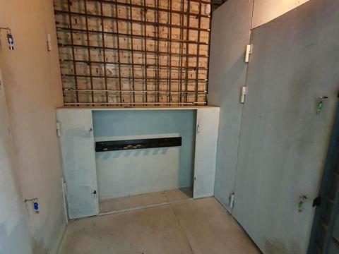 комерційна за адресою Солом'янська вул., 33