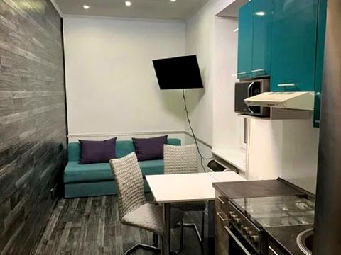 квартира за адресою Гайдамацька вул., 8