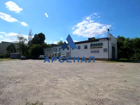 комерційна за адресою Миколи Краснова вул., 10