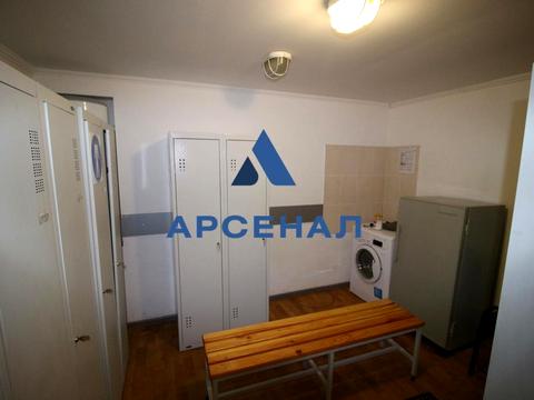 комерційна за адресою Миколи Краснова вул., 10