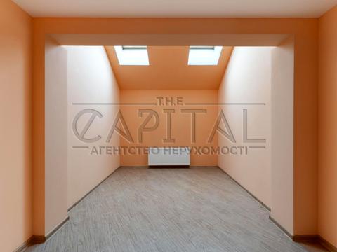 будинок за адресою смт. Козин, Шервудська вул.