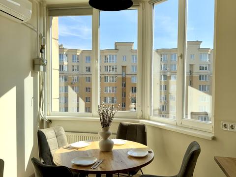 квартира за адресою Абрикосова вул., 3-А