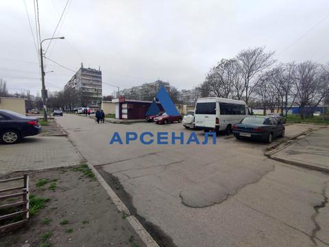 комерційна за адресою Василя Сергієнка вул. (Задніпровська), 13