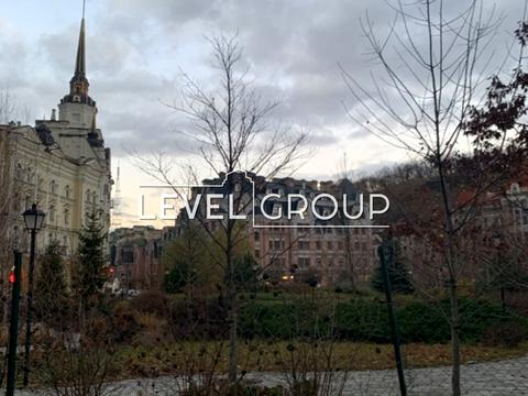 квартира за адресою Дегтярна вул., 19