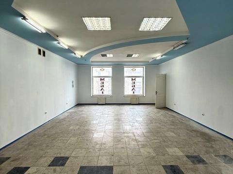 комерційна за адресою Кардинала Любомира Гузара вул., 34а