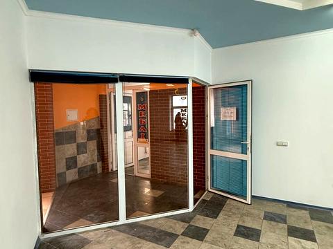 комерційна за адресою Кардинала Любомира Гузара вул., 34а