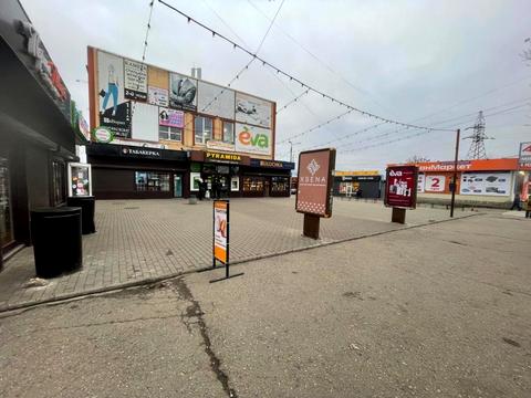 комерційна за адресою Моторобудівників просп., 20