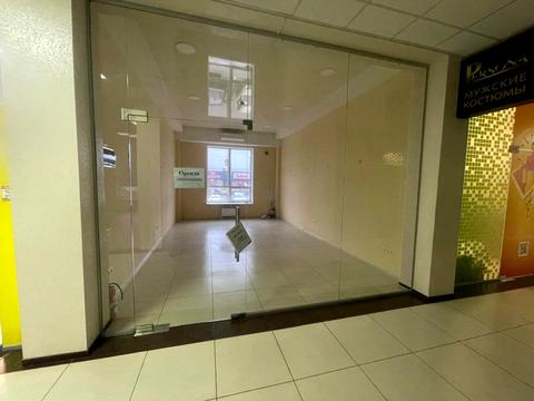 комерційна за адресою Моторобудівників просп., 20