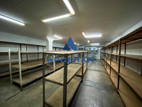 комерційна за адресою Єлизавети Щедрович, 73