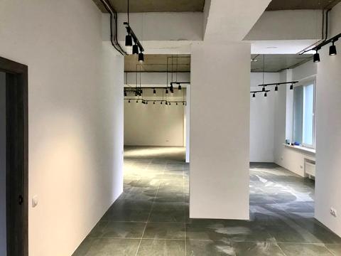 комерційна за адресою Мечникова вул., 19