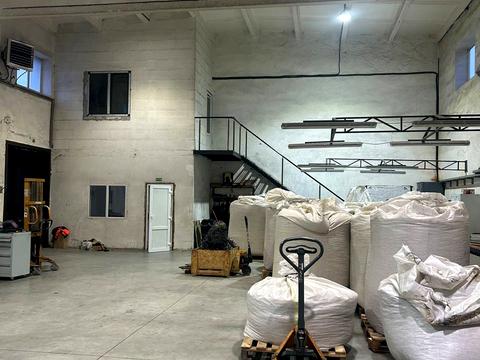 комерційна за адресою Богдана Хмельницького, 26