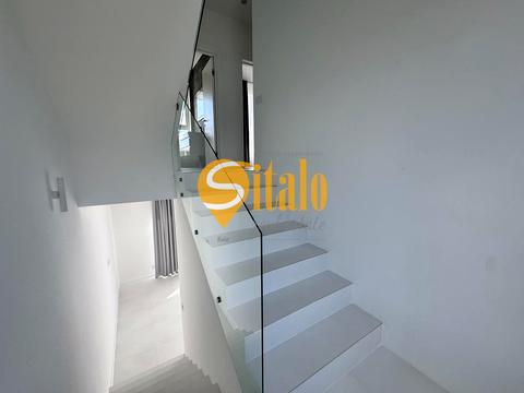 будинок за адресою Центральна вул.