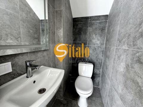 будинок за адресою Центральна вул.