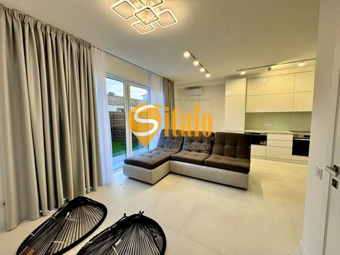 будинок за адресою Центральна вул.