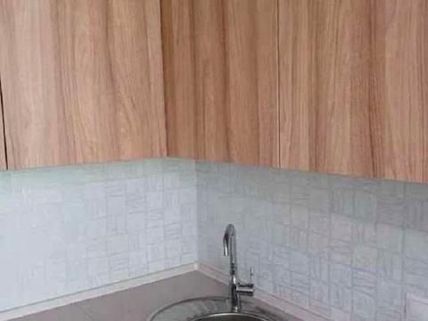 квартира за адресою Боголюбова вул., 42