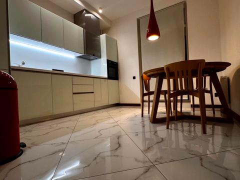 квартира за адресою Дегтярна вул., 22-А