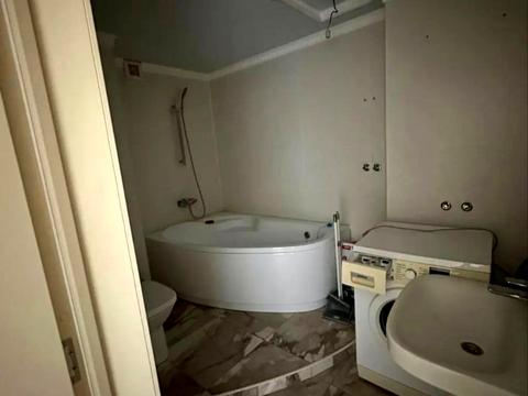 квартира по адресу Леся Сердюка ул. (Командарма Корка), 10