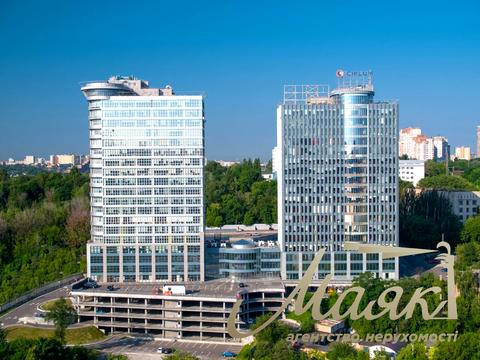 коммерческая по адресу Миколи Грінченка ул., 4б