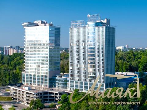 коммерческая по адресу Миколи Грінченка ул., 4б