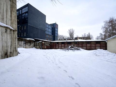 комерційна за адресою Нижньоюрківська вул., 39А