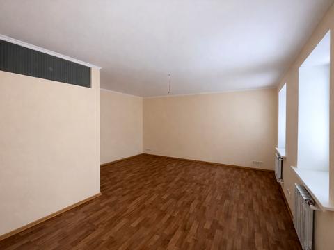 комерційна за адресою Нижньоюрківська вул., 39А